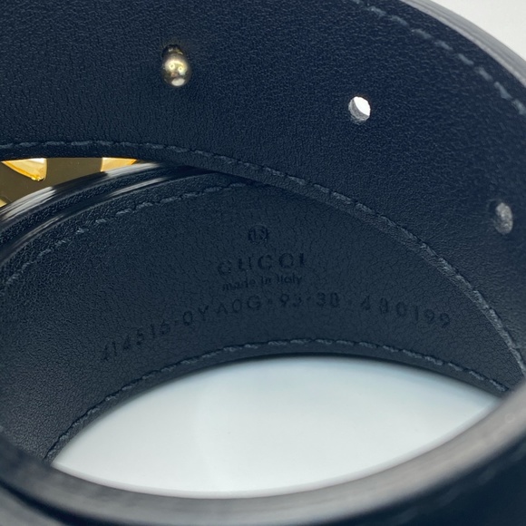 Gucci GG Marmont leather belt with shiny buckle - Picture 2 of 3